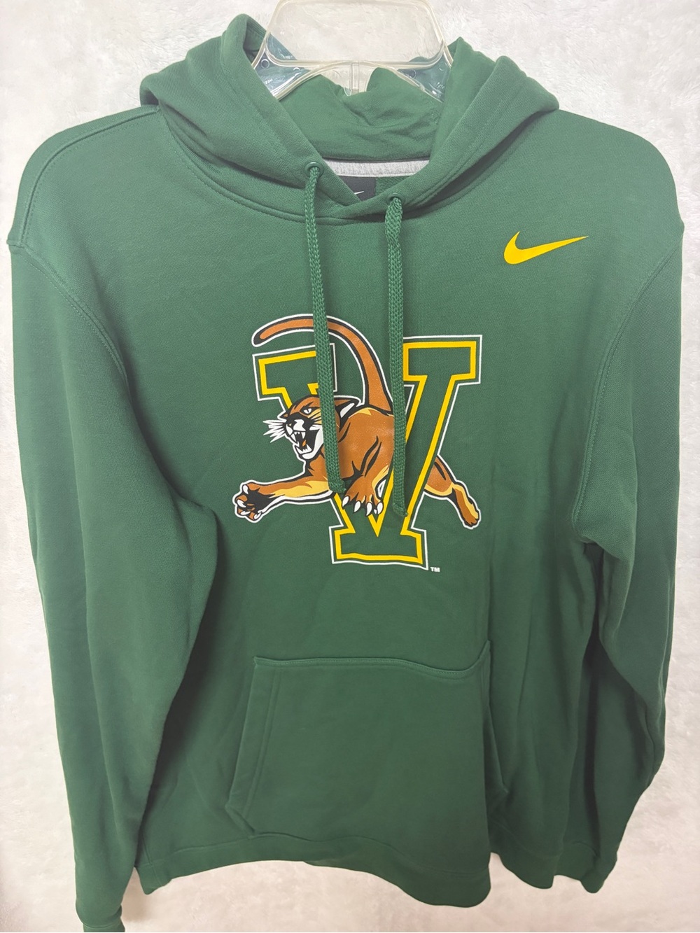 Nike Men’s Green Vermont Catamounts Crewneck Hoodie with Gold Swoosh